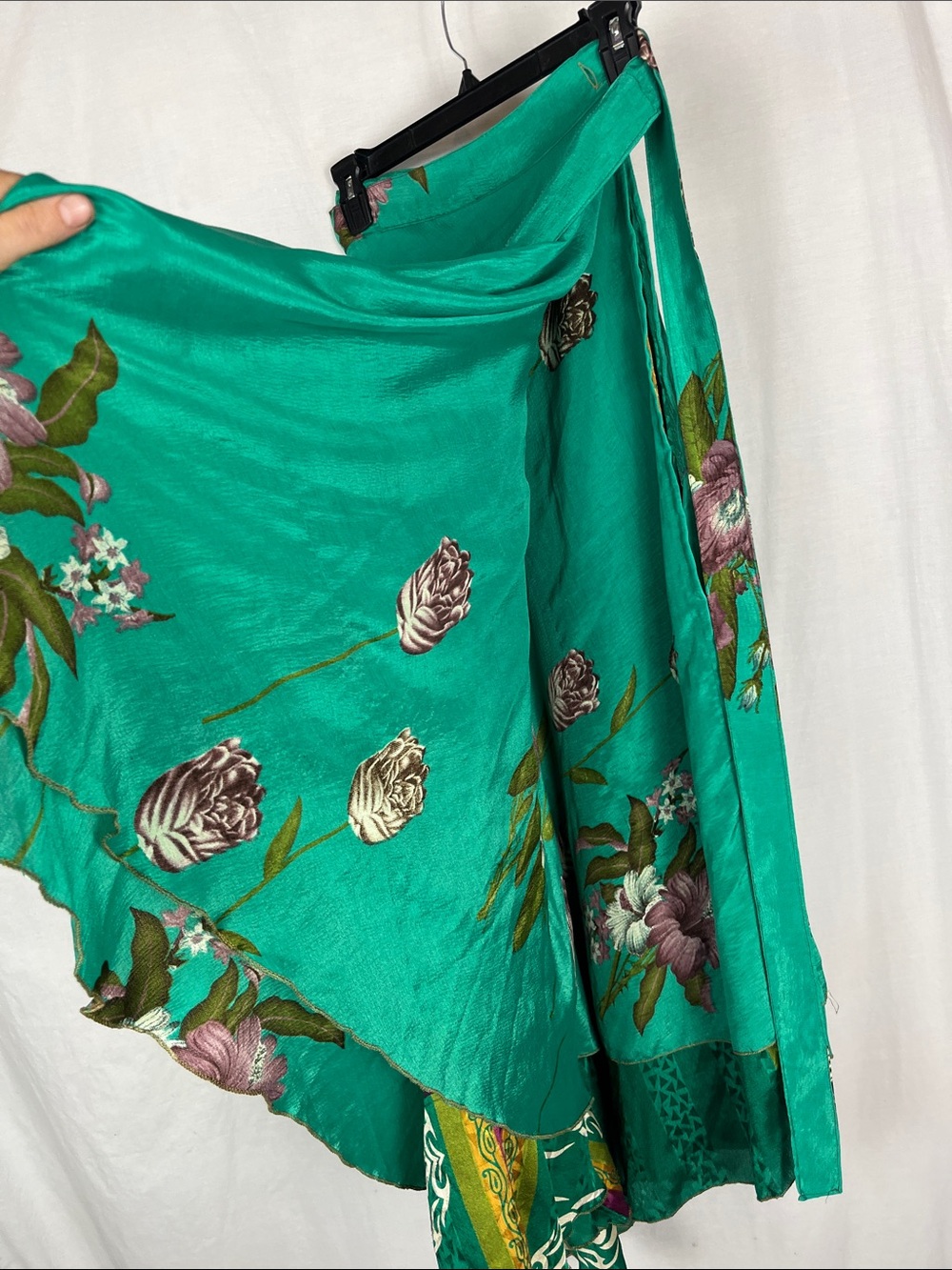 Bundle of 2 Boho Magic Wrap Skirts: Abstract Floral and Green Floral Sequin - Picture 5 of 9